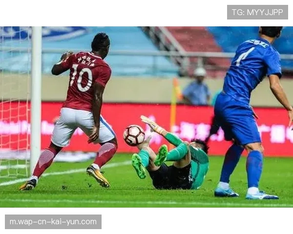 沪媒：申花锋线效率问题未解 新外援仍需时间磨合